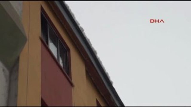 Kars Çatılardaki Beyaz Tehlike