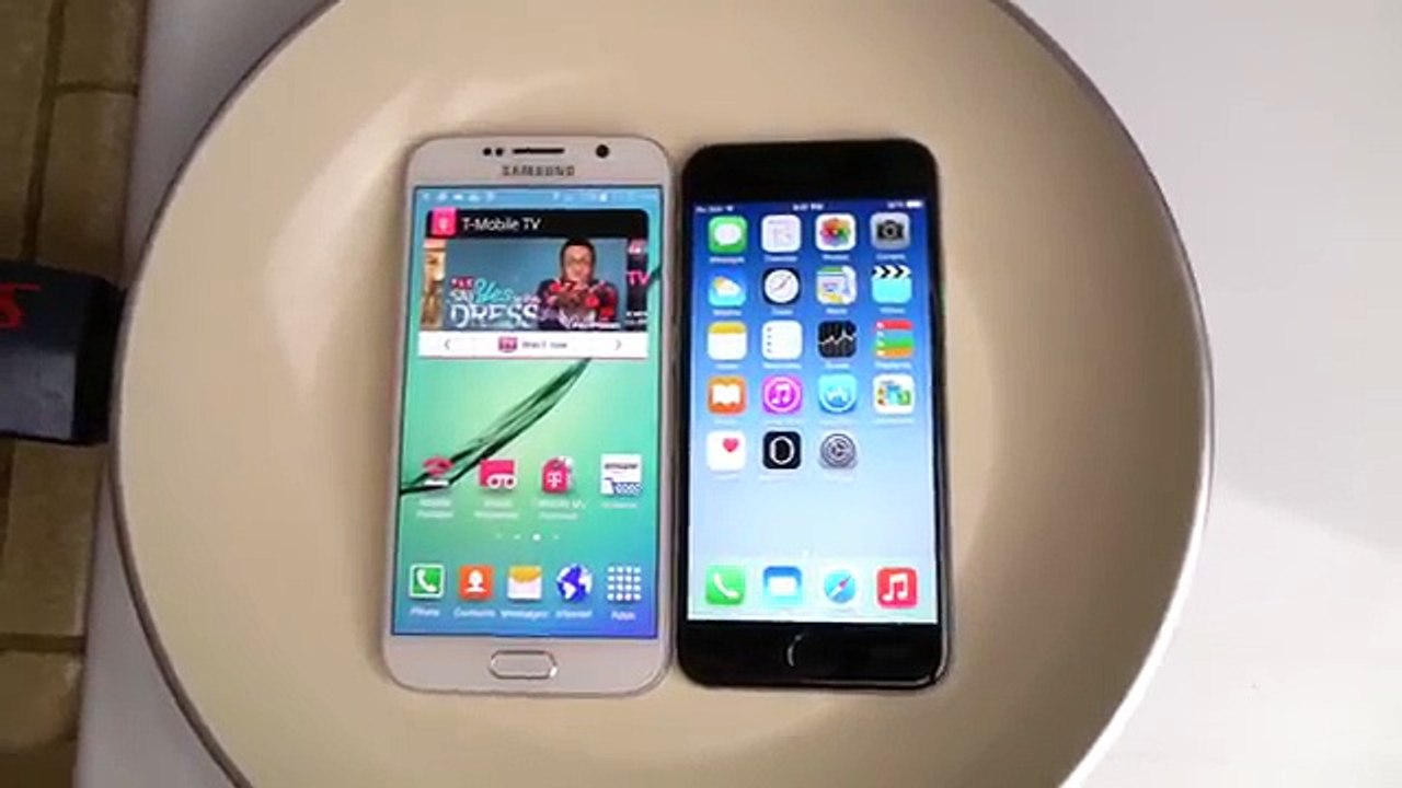 Samsung S6 vs iPhone 6 (test eau bouillante)