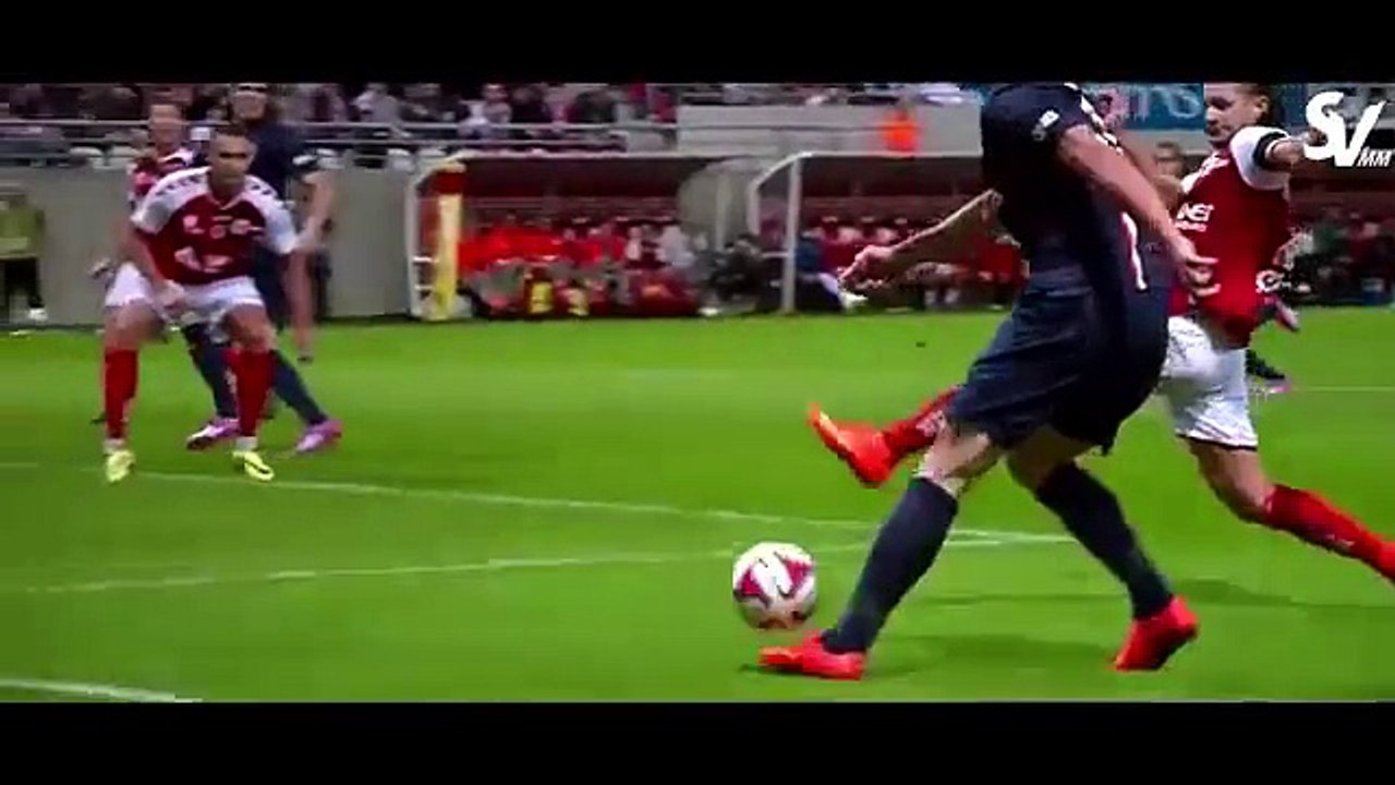 Ibrahimovic , Ronaldo , Messi & Suarez in a Short Video