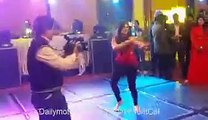 Pakistani Girl Wedding Dance on - Ni Main Kamli Ho Gai Aan -