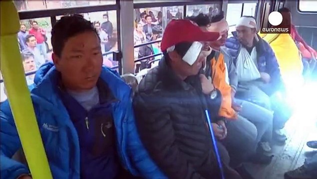 Нові лавини на Евересті внаслідок землетрусу