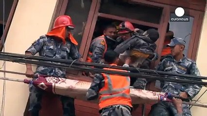 В Неділю опівдні у Непалі стався новий землетрус