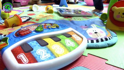 Peppa Pig Plays A Baby Einstein Discovery & Play Piano