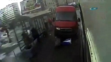 Göz göre göre öldürdü