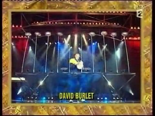 David Burlet Le plus grand cabaret du monde Artiste Cirque Comedy agentur artisten plate act