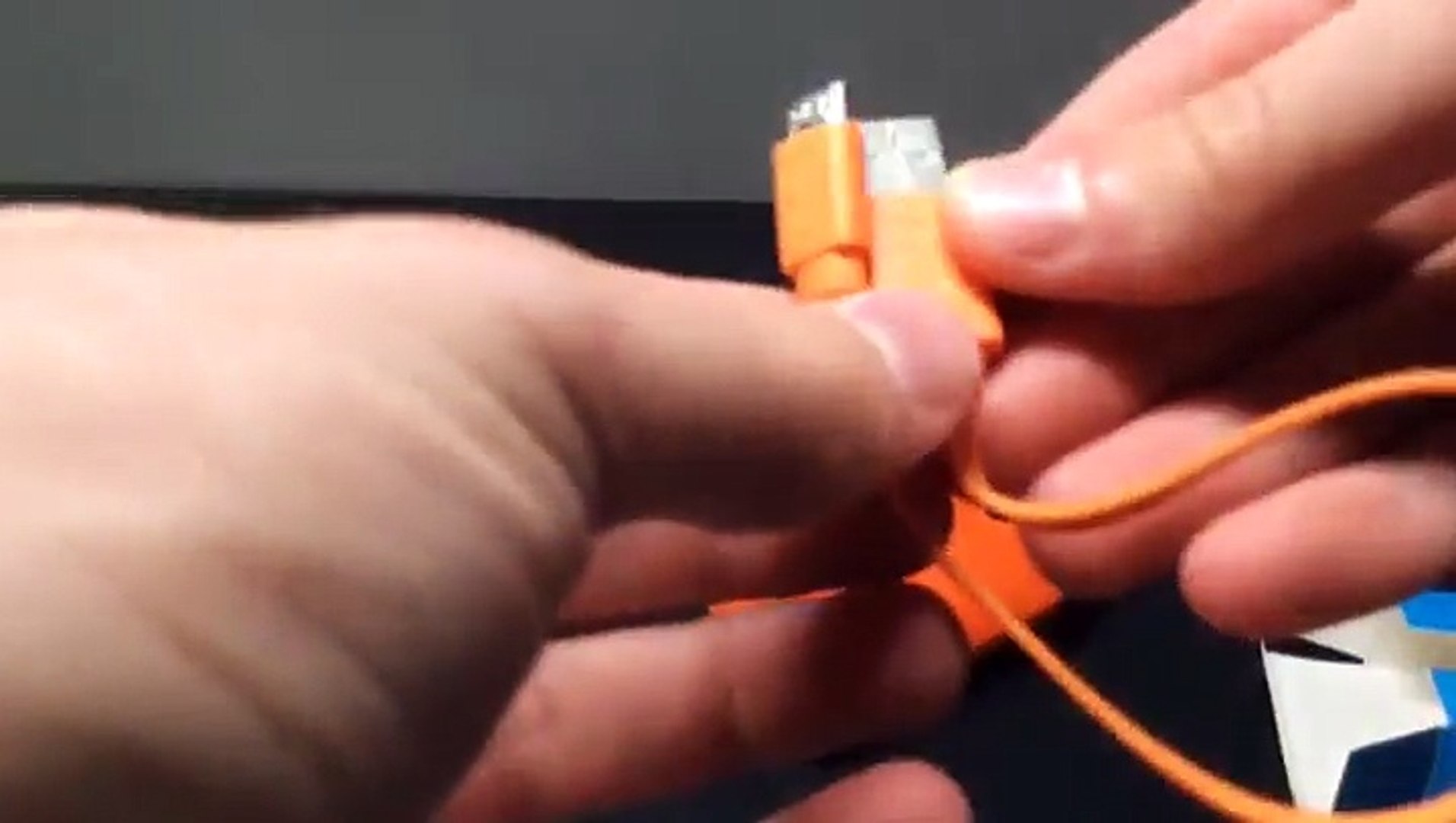 ⁣Neptor-NP056K-OR-Portable-External-Smartphones Review