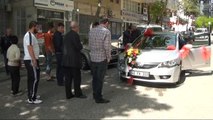 Kahramanmaraş'ta Otomobil ile Düğün Arabası Çarpıştı