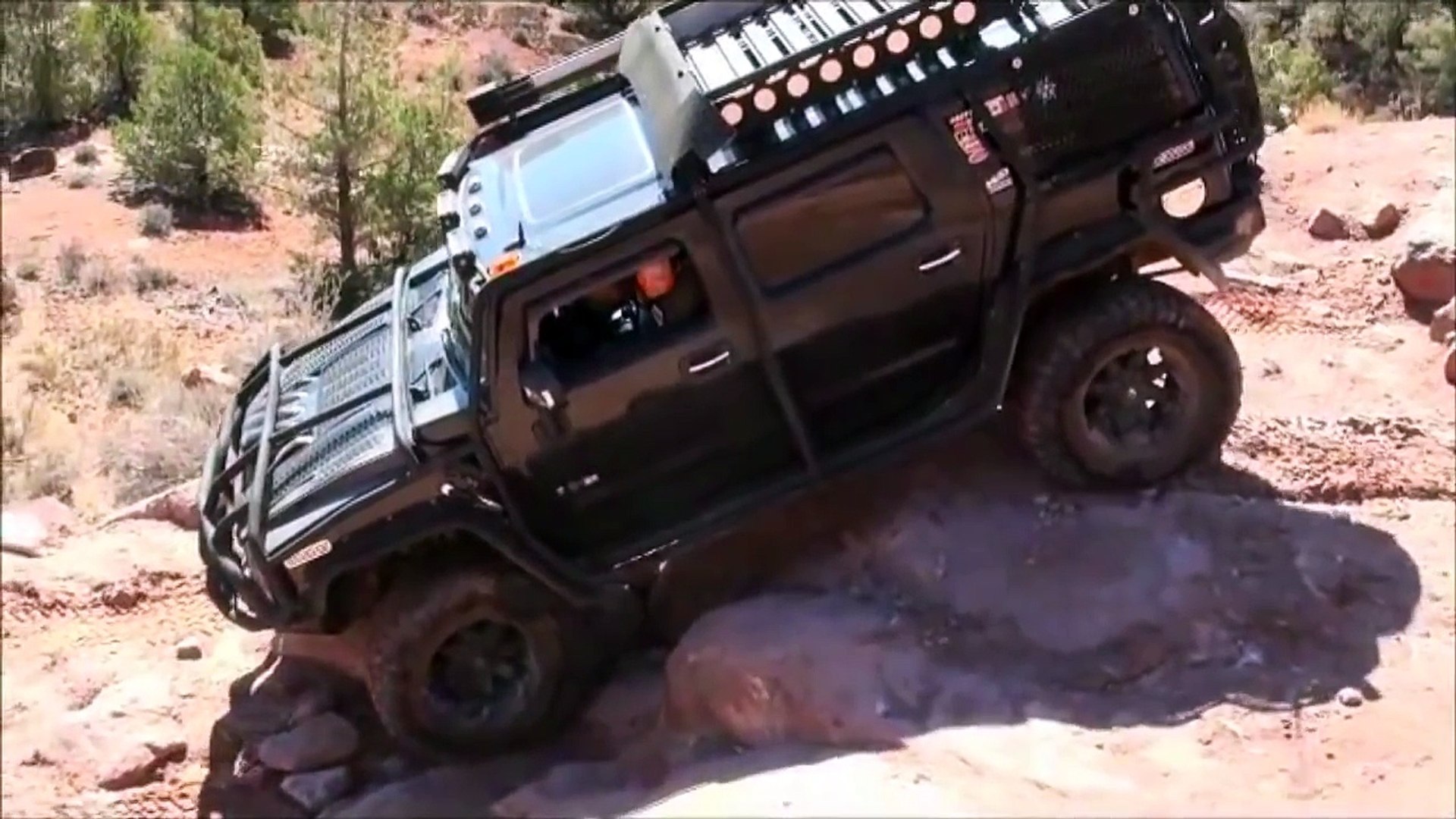 ▻ HUMMER H1, H2, H3 vs Jeep Wrangler vs Land Rover Discovery [Off-Road 4x4]  - video Dailymotion