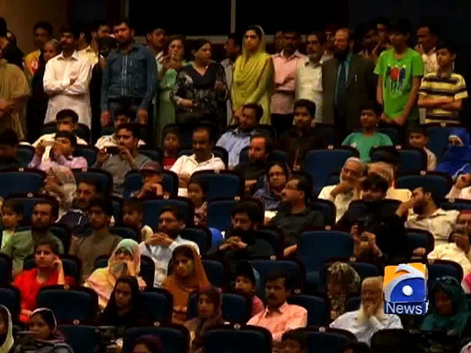 Rashid urges Imran to apologise for ‘container lies’-Geo Reports-26 Apr 20