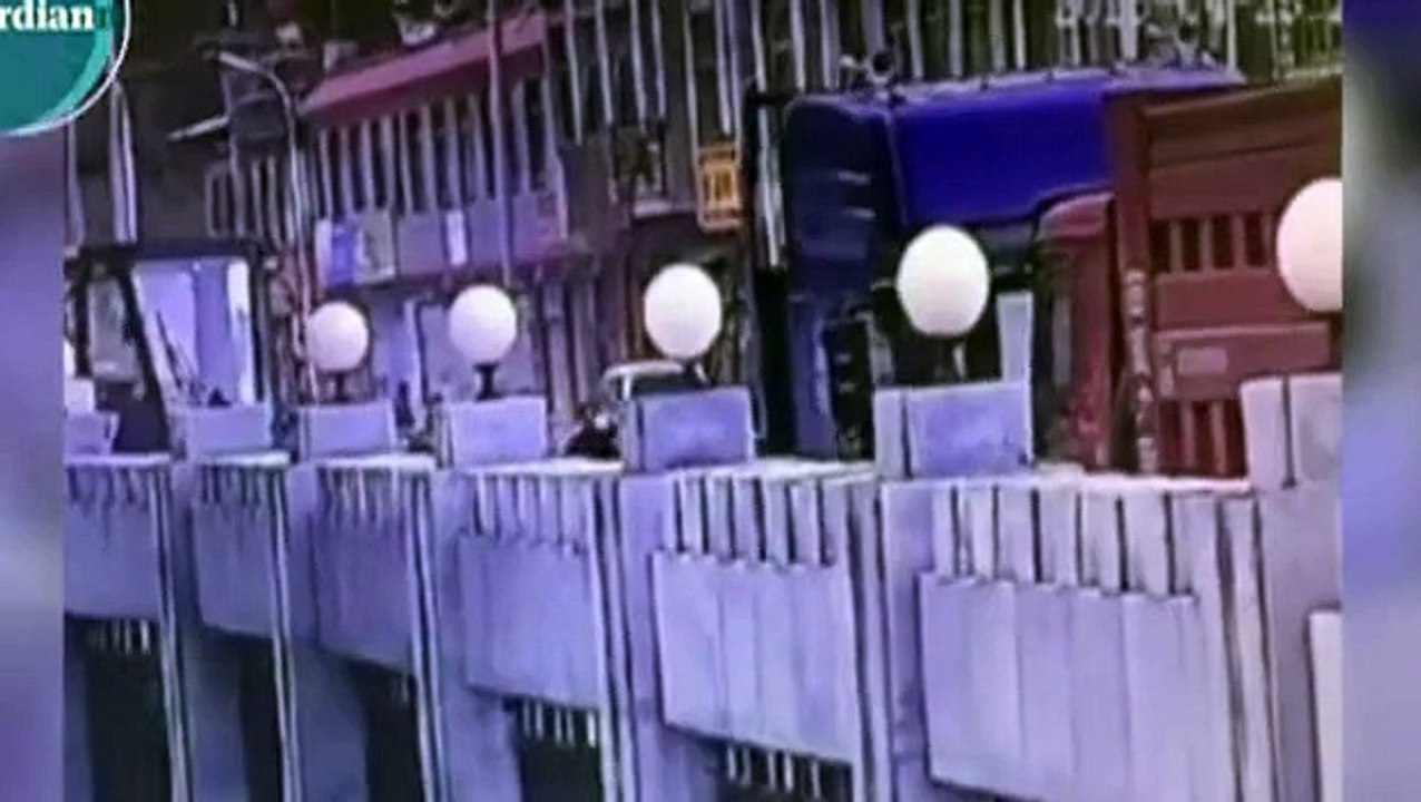 CCTV shows moment aftershocks hit Tibet after Nepal earthquake
