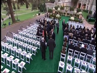 The Michael Jackson Funeral (1)  -  Who is the man in obvious disguise?1