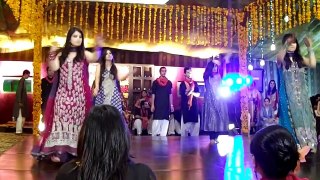Awesome Dance Of Girls And Boys In Lahore Wedding 2014