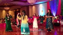 Faria’s Mehndi Dance, Beautiful Dance On Mehndi _ Tune.pk