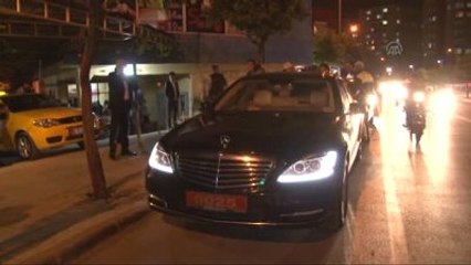 Kültür ve Turizm Bakanı Çelik, Taksi Durağını Ziyaret Etti