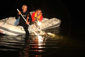 Otomobilleri Baraja Uçan Çift Öldü