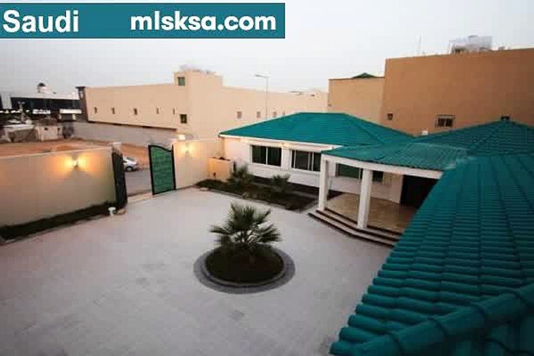 قصر فاخر للبيع بشمال الرياض