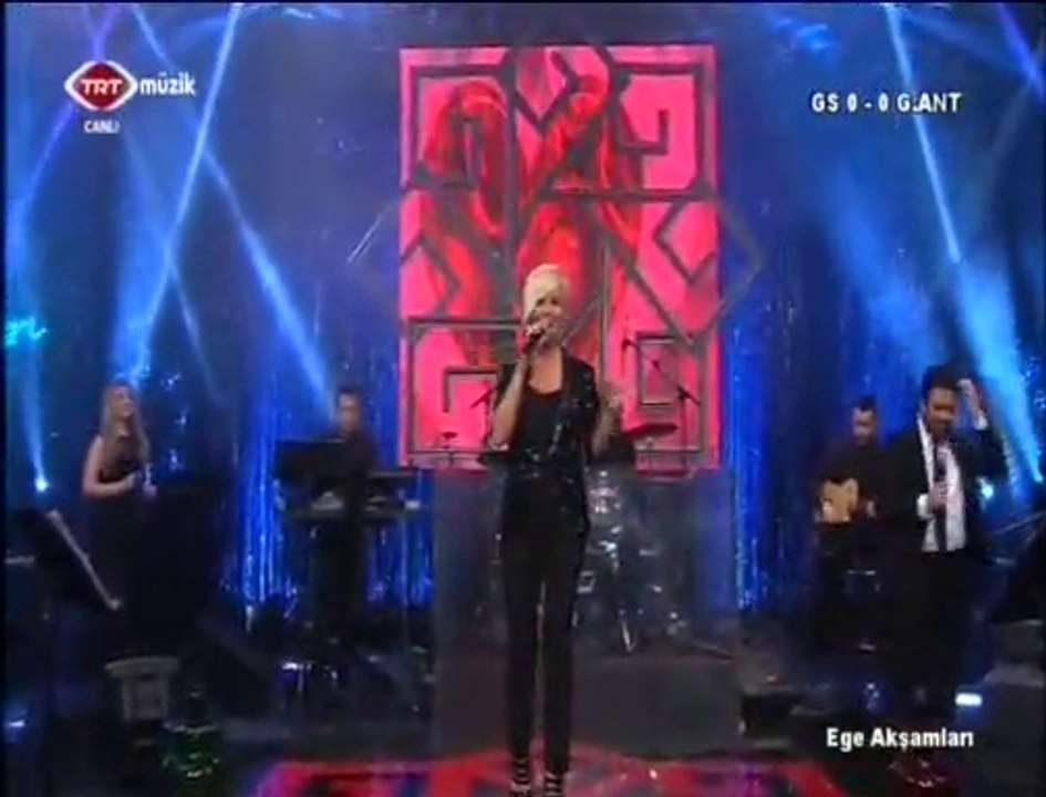 Ayşe İnak Ekiz-Hangimiz Sevmedik