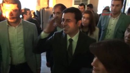 Van - Demirtaş Van'da Dayanışma Yemeğini Katıldı
