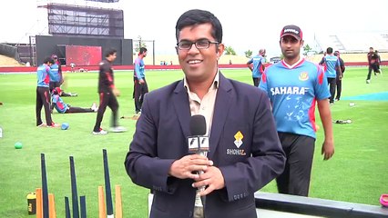 Team mates have fun distracting a journalist! Let's have a look at the lighter side of the tigers!