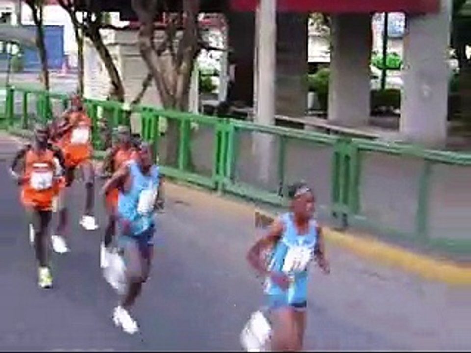 XXVI MARATON CIUDAD DE MEXICO. 2008.