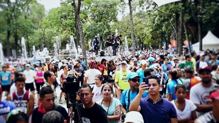 Casi 11.000 corredores de más de 30 países participaron en la carrera