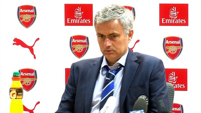 Mourinho trolls Arsenal over boring chants