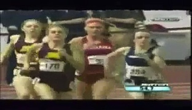 Woman fall in hurdles in Olympics