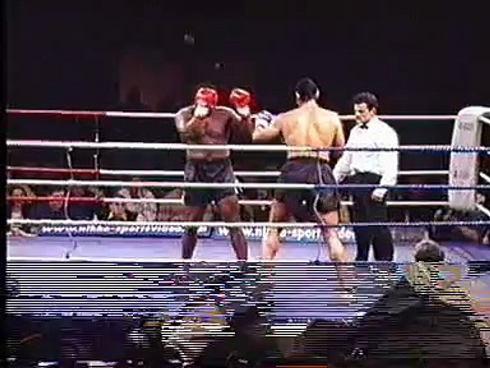 KICK BOX