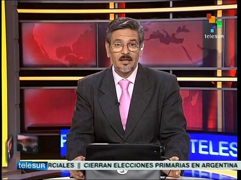 Fuerzas armadas chilenas ayudan a remover cenizas del Calbuco