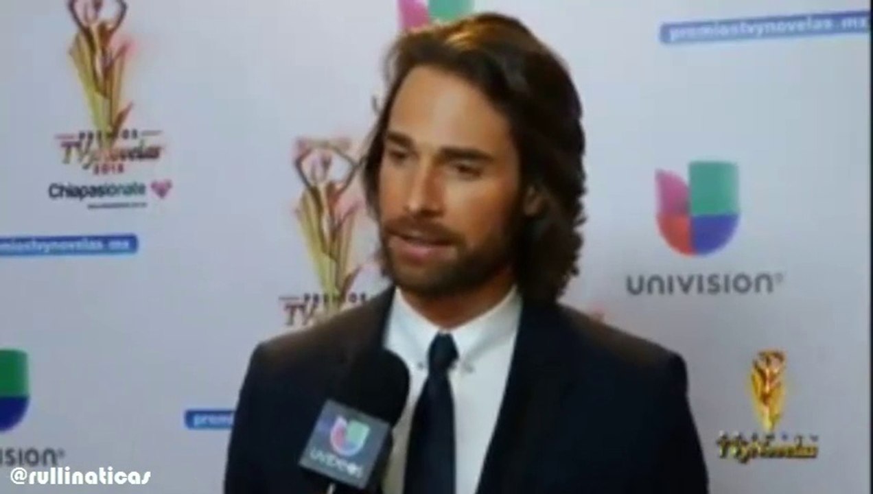 Angelique Boyer y Sebastián Rulli¿ Qué es lo que más te gusta de ti mismo ?#PremiosTvYNovela2015