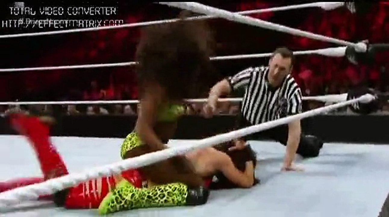 Wwe Brie Bella vs. Naomi Raw, April 20, 2015