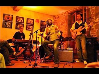 Blues + Djembé + Solo (La Louvière)