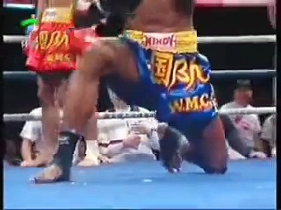Buakaw vs Sun Tao (1/2)