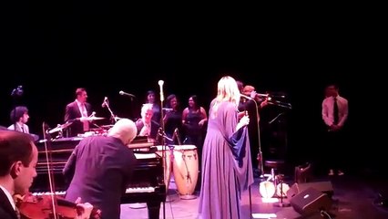 Lucy Woodward singing "Brazil" with Pink Martini