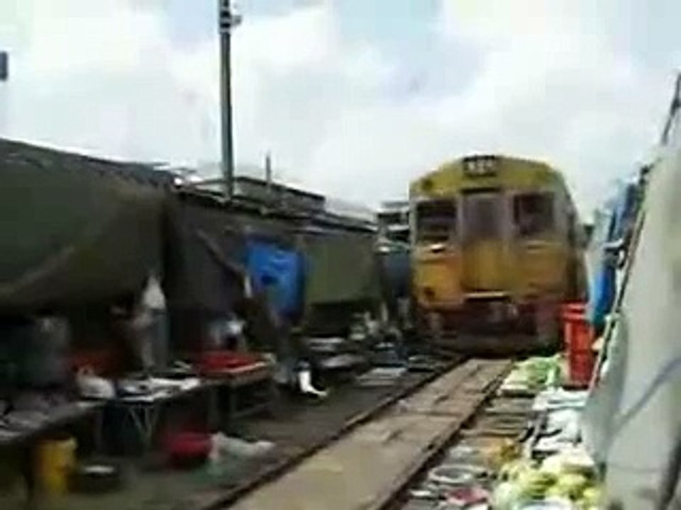bangkok_train