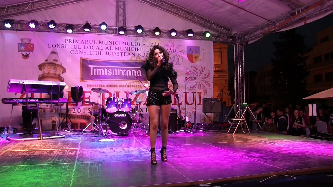 ADINA RADUCAN - Mi-e dor de tine @ ''Zilele Buzaului'' - Piata Dacia / Buzau / 26.04.2015