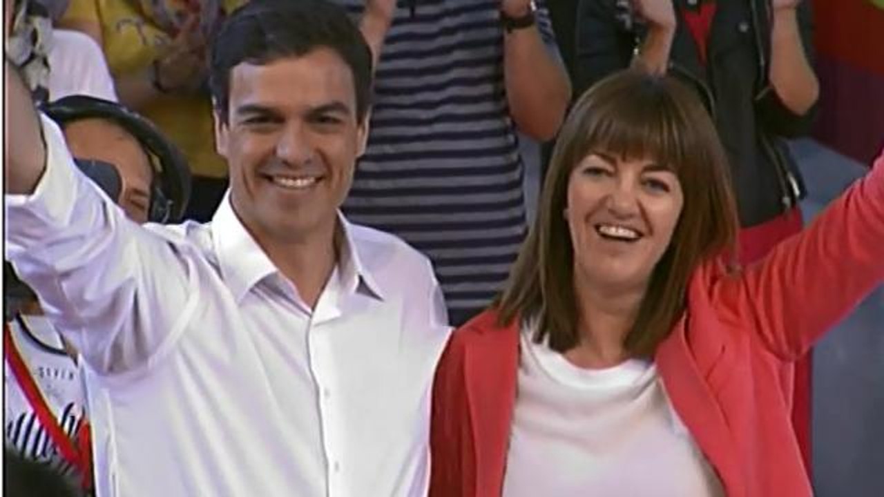 Rajoy critica a Ciudadanos y Sánchez anuncia un plan para el retorno de 10.000 científicos