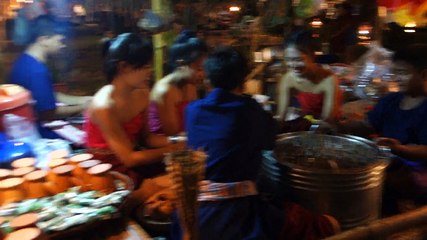 Festival de Loy Krathong du cote de Sukhothai