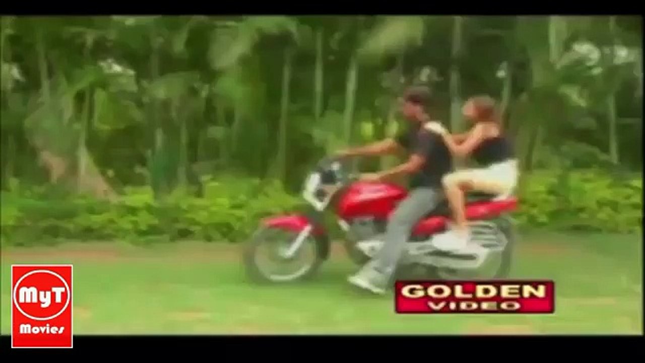 Mallu Hot Bhabhi Savitha Aunty First Night Romance in Bedroom