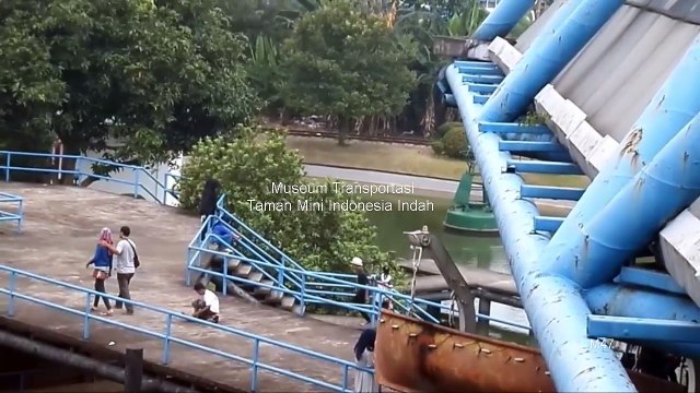 Taman Mini Indonesia Indah ( TMII ) Museum Transportasi