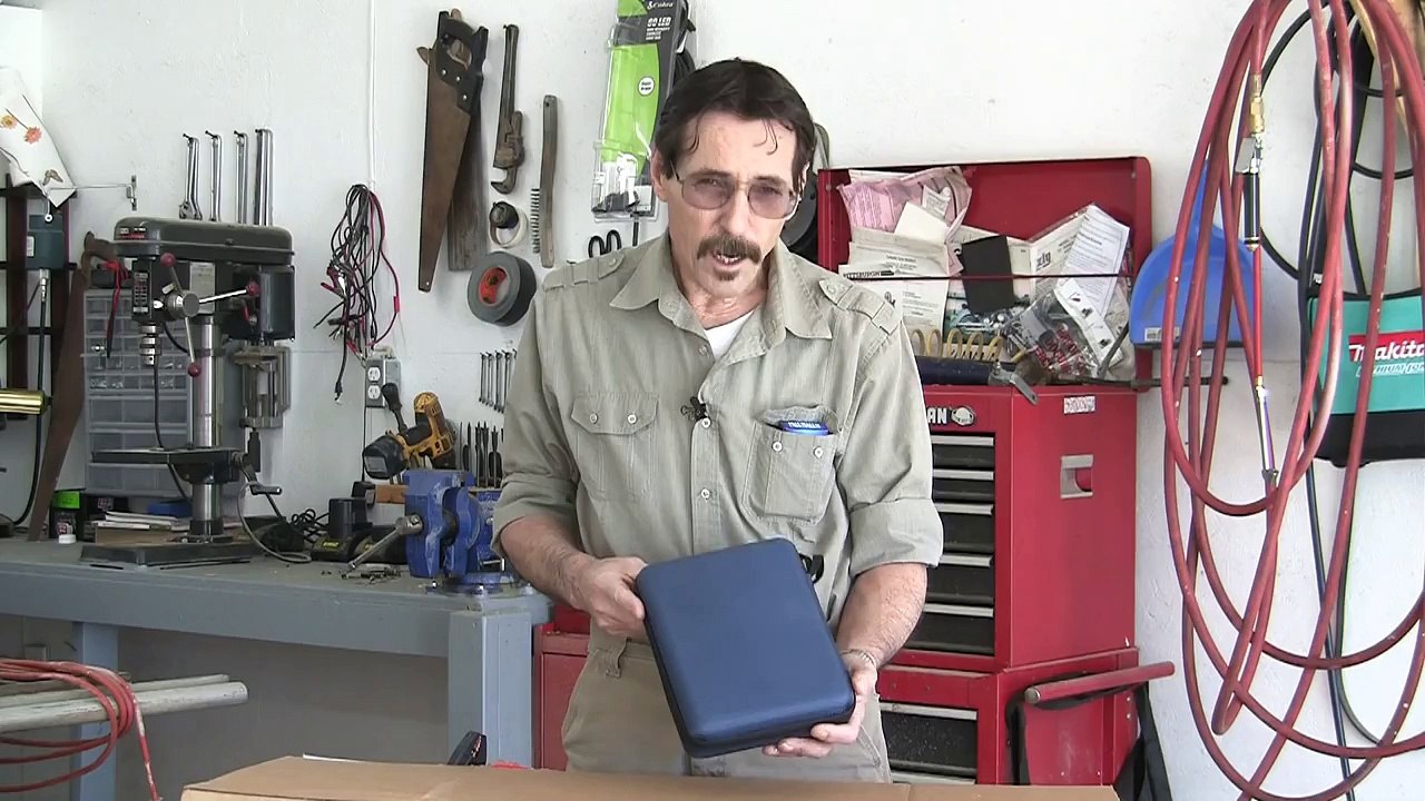 Multifunction jump starter lithium battery pack prepping