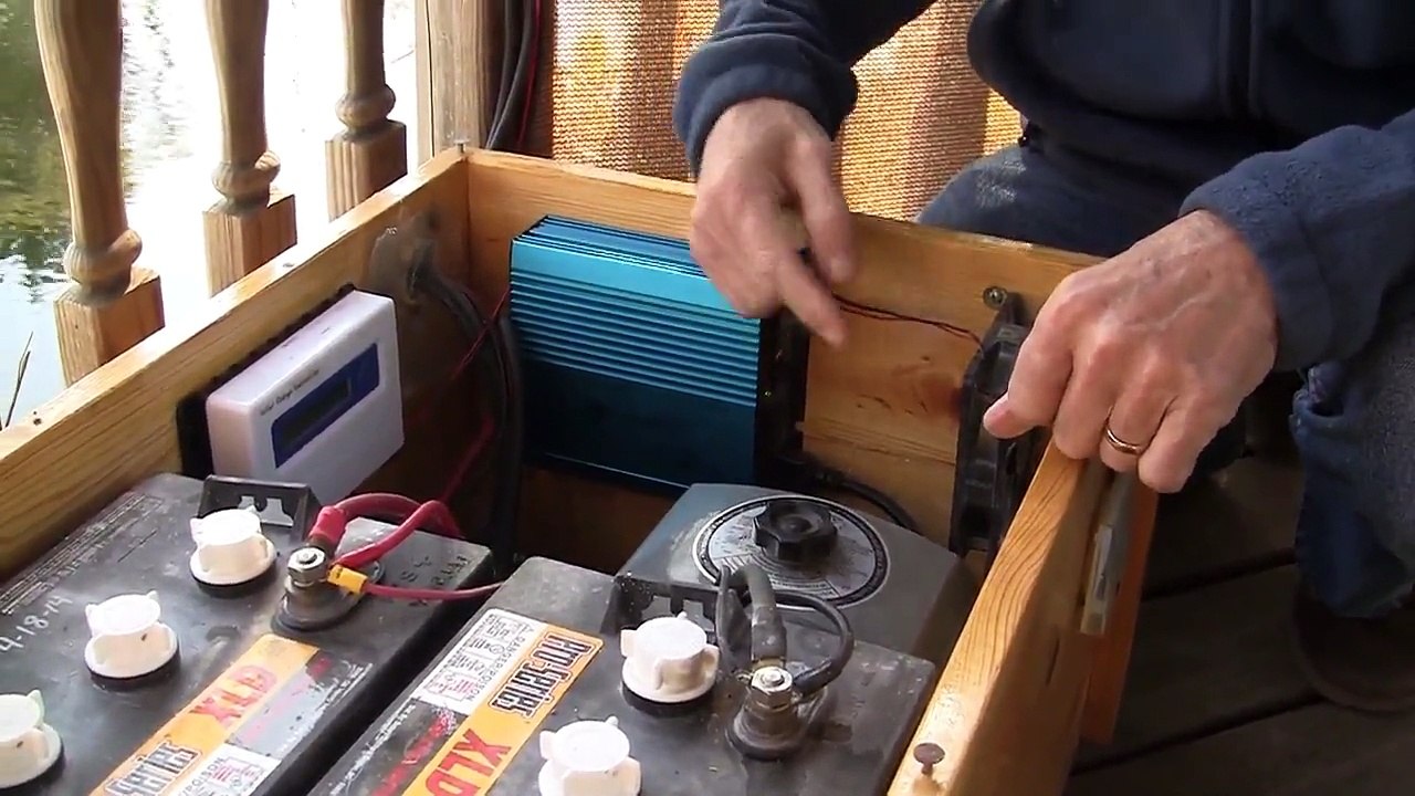 Solar Pond Aeration And Suntaqe Batteryless Controller Baby Geese