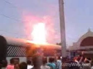 Man gets electric shock on the train