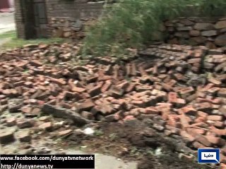 Dunya News - Peshawar: Crops destroyed due to rainstorm