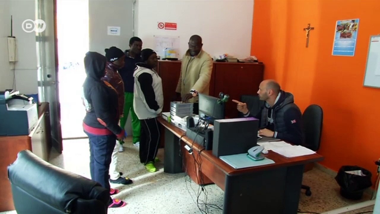 Flüchtlinge überfordern Sizilien | Journal