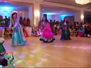 Pakistani Desi Girls Supeer Wedding Dance