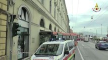 Ancona - autobus si schianta contro facciata palazzo, feriti