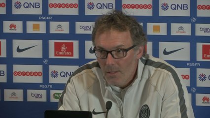Foot - L1 - PSG : Thiago Silva revient, Aurier forfait et Sirigu trop juste