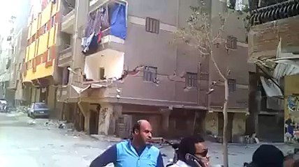 Nepal Earthquack Building Collapse Real LIVE footage - Video