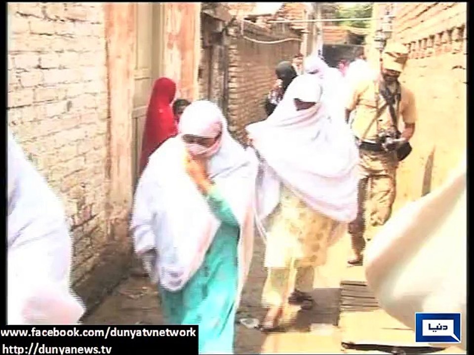 Dunya News - Peshawar: Devastation seen everywhere, death toll reaches 45